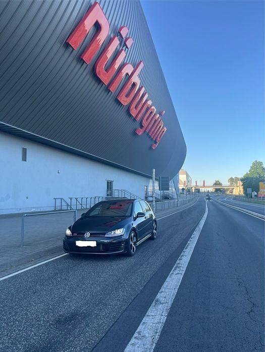 Usado 2016 VW Golf VII GTI Sedan | € 20.500 (Preço justo) - Imagem 1/4