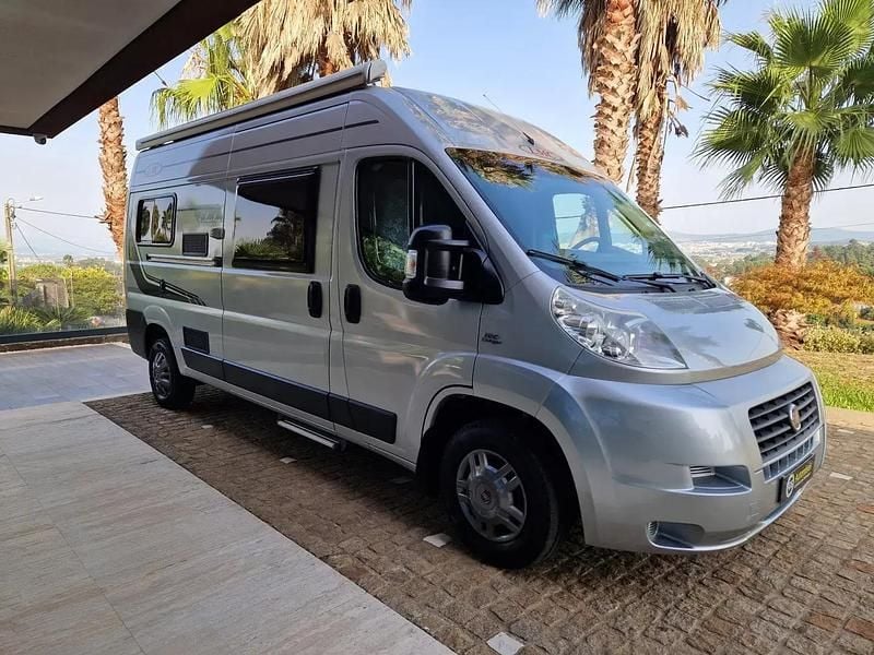 Cinza Usado 2010 Fiat Ducato Van | € 37.900 - Imagem 1/4
