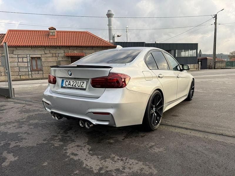 Usado BMW 318 150 HP (110 kW) 2015 Sedan