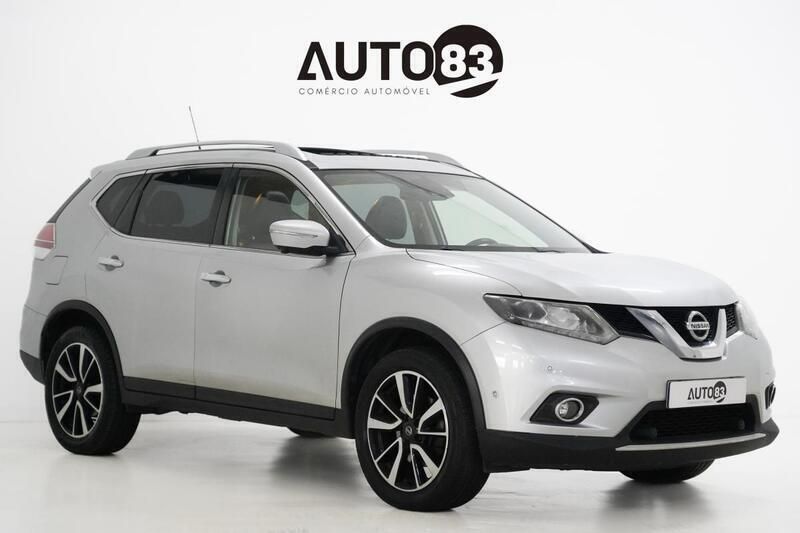 Cinza Usado 2017 Nissan X-Trail Tekna SUV | € 20.990 (Preço justo) - Imagem 1/4