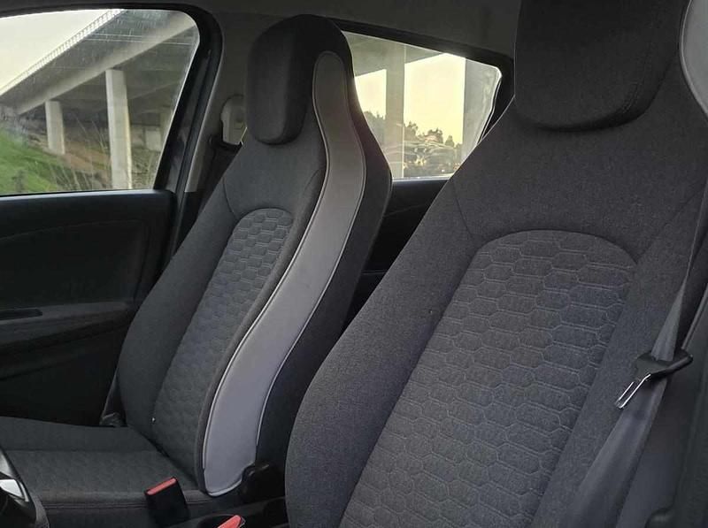 Usado Renault Zoe 100 kW (136 HP) 2021 Cinzento Citadino