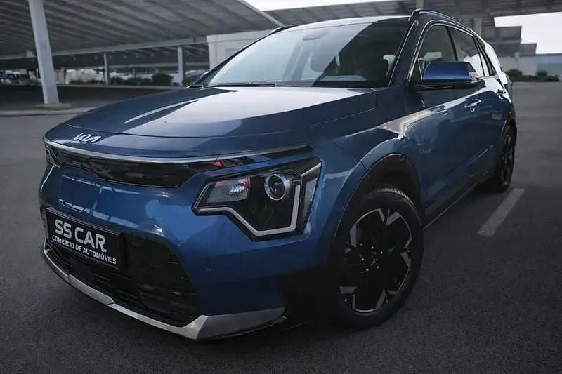 Usado Kia e-Niro 150 kW (204 HP) 2023 Azul SUV