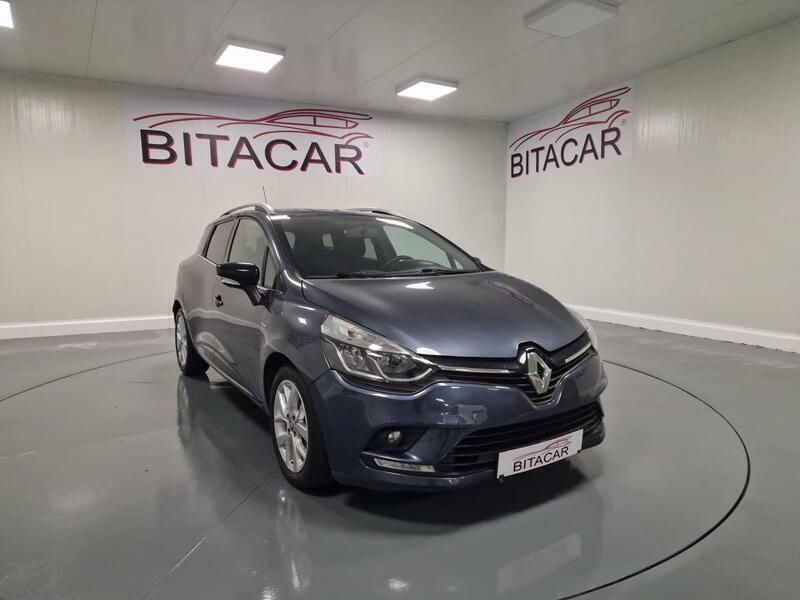 Cinzento Usado 2018 Renault Clio IV Carrinha | € 11.500 (Preço justo) - Imagem 1/4