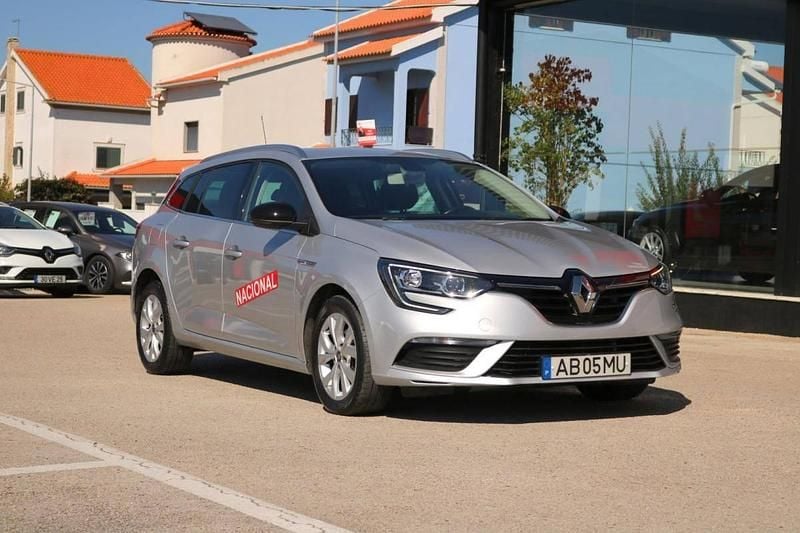 Cinzento Usado 2020 Renault Mégane IV Carrinha | € 18.390 (Preço justo) - Imagem 1/3