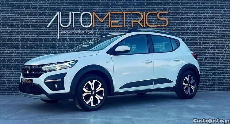 Branco Usado 2022 Dacia Sandero Expression SUV | € 15.500 (Preço justo) - Imagem 1/1