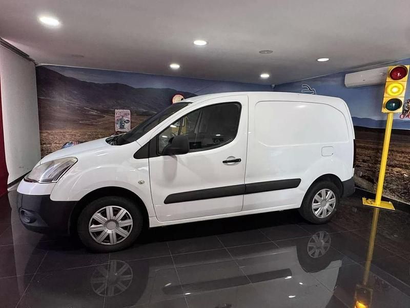 Branco Usado 2014 Citroën Berlingo | € 8.450 (Preço justo) - Imagem 1/4