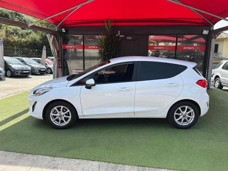 Usado Ford Fiesta 86 HP (63 kW) 2019 Branco Citadino