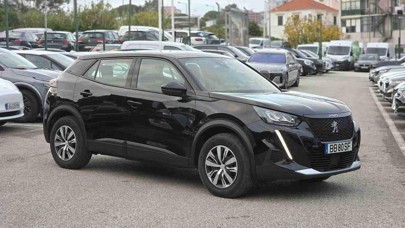 Preto Usado 2023 Peugeot e-2008 Active SUV | € 26.490 (Caro) - Imagem 1/4