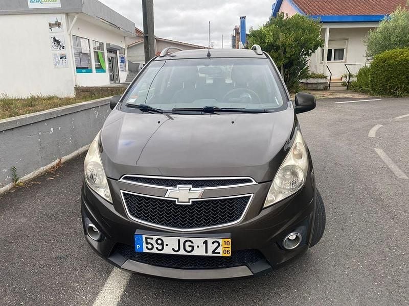Outra Usado 2010 Chevrolet Spark LT Citadino | € 4.900 - Imagem 1/4