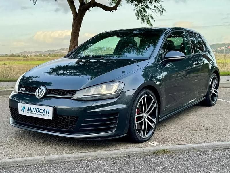 Preto Usado 2015 VW Golf GTD Coupé | € 17.980 (Preço justo) - Imagem 1/4