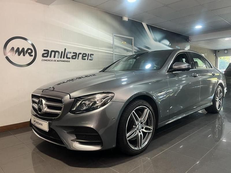 Cinza Usado 2016 Mercedes E220 AMG Sedan | € 30.900 - Imagem 1/4
