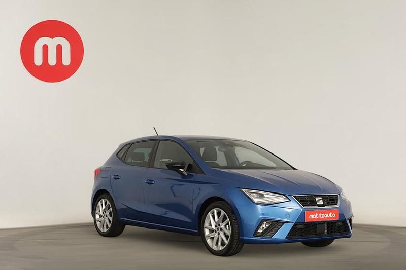 Azul Usado 2024 Seat Ibiza FR | € 18.999 (Preço justo) - Imagem 1/4