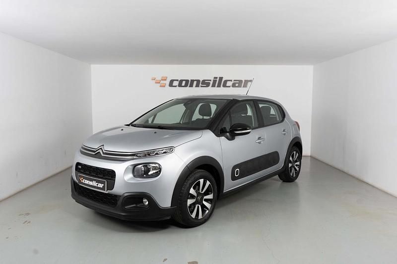 Cinza prata Usado 2017 Citroën C3 PureTech Citadino | € 8.980 (Preço justo) - Imagem 1/4