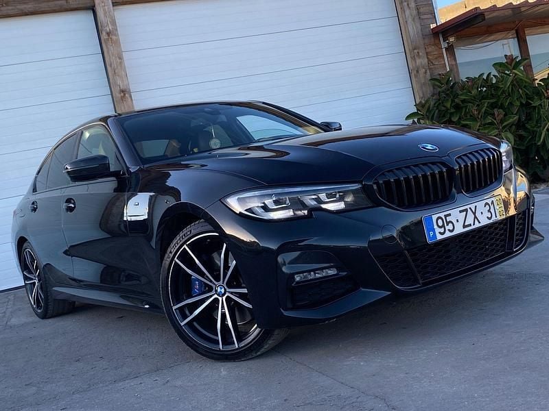 Preto Usado 2020 BMW 330e Coupé | € 28.999 (Super Preço) - Imagem 1/4