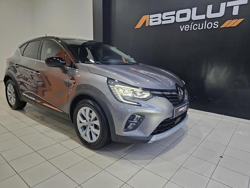 Usado Renault Captur 90 HP (66 kW) 2022 Cinzento SUV