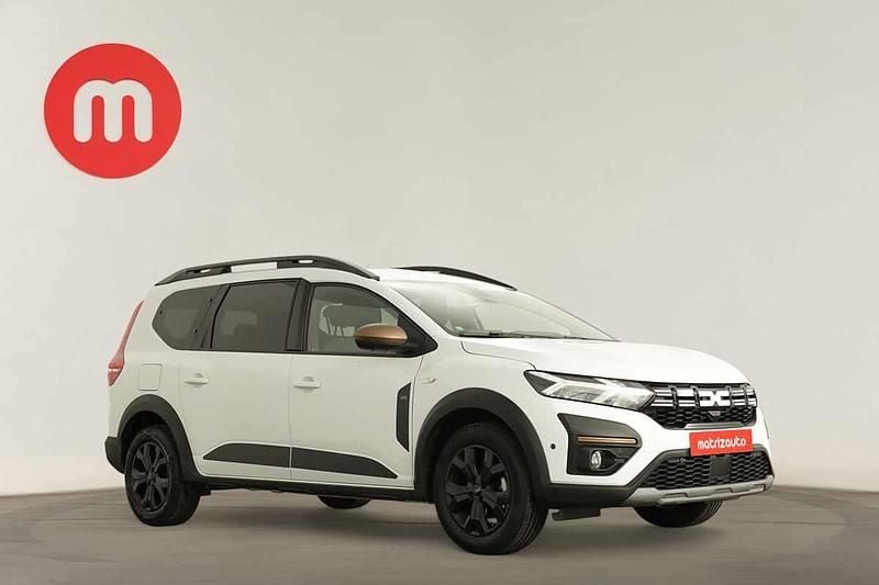 Branco Usado 2024 Dacia Jogger | € 22.499 (Preço justo) - Imagem 1/4