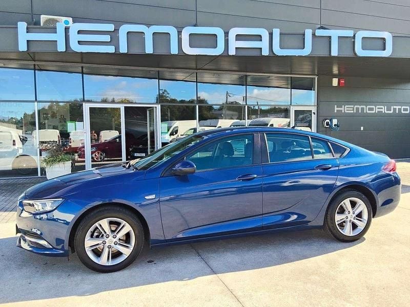 Azul Usado 2019 Opel Insignia Innovation | € 16.890 (Caro) - Imagem 1/2