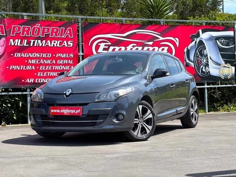 Cinza Usado 2011 Renault Mégane III Bose Edition | € 8.950 (Preço elevado) - Imagem 1/4