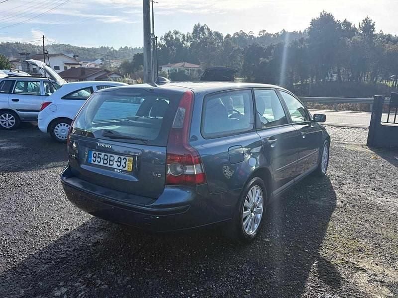 Usado Volvo V50 109 HP (80 kW) 2006 Antracite Carrinha