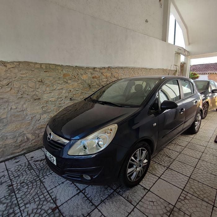 Usado 2007 Opel Corsa Sedan | € 5.250 (Preço elevado) - Imagem 1/4