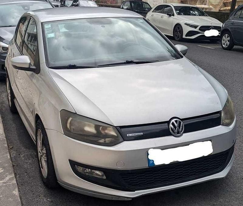 Usado 2010 VW Polo Sedan | € 4.500 (Bom preço) - Imagem 1/4