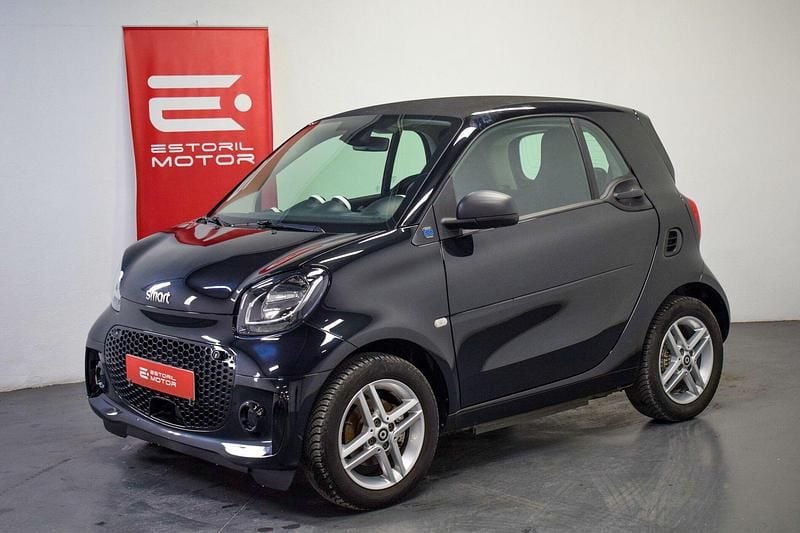 Preto Usado 2021 Smart ForTwo Electric Drive Passion Coupé | € 13.500 (Preço justo) - Imagem 1/4