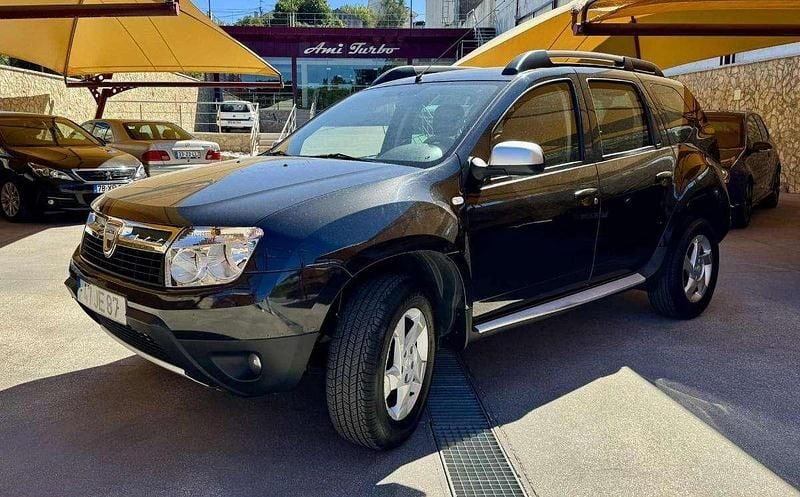 Preto Usado 2010 Dacia Duster SUV | € 8.900 (Preço justo) - Imagem 1/4