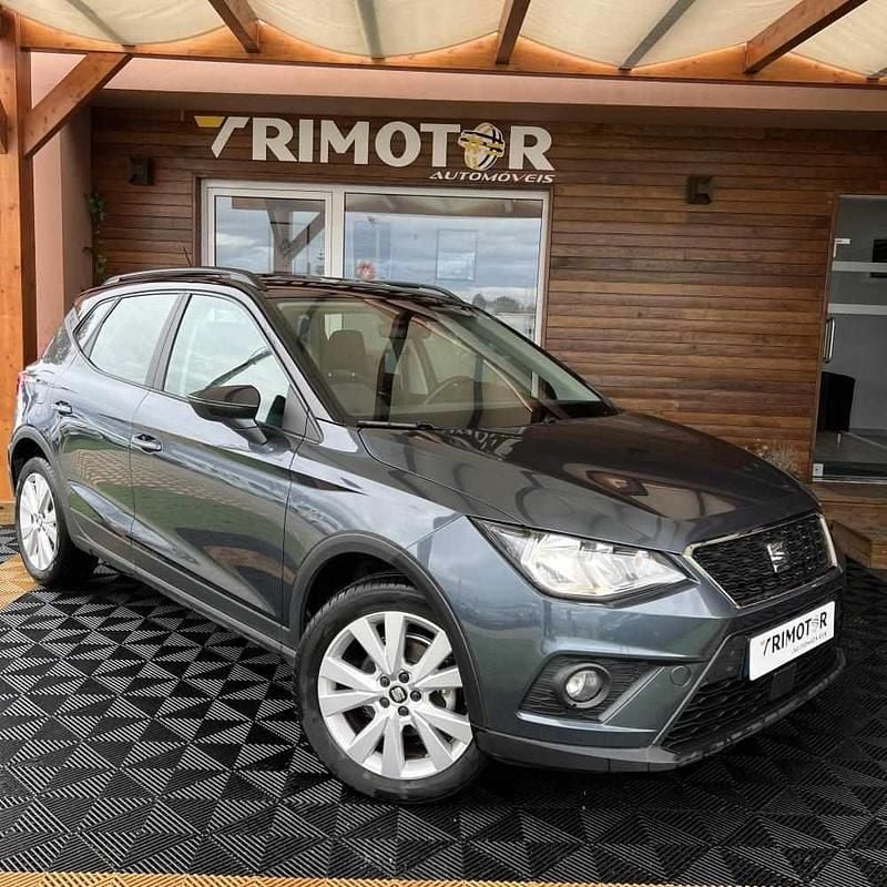 Azul Usado 2019 Seat Arona SUV | € 16.290 (Preço justo) - Imagem 1/4