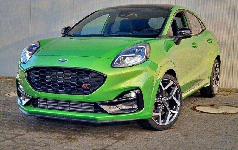 Verde (metalizado) Usado 2021 Ford Puma ST Coupé | € 32.250 - Imagem 1/4