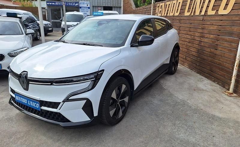 Usado Renault Mégane IV 95 kW (130 HP) 2022 Branco