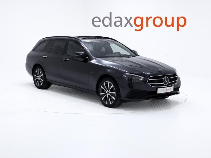 Preto Usado 2021 Mercedes E300 Avantgarde Carrinha | € 32.490 (Super Preço) - Imagem 1/4