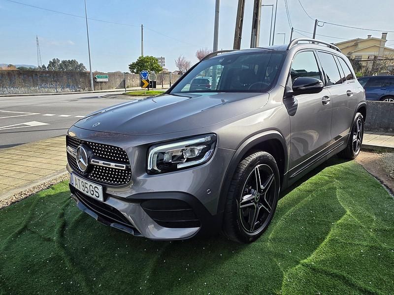 Usado Mercedes GLB200 AMG line 150 HP (110 kW) 2022 Cinza SUV