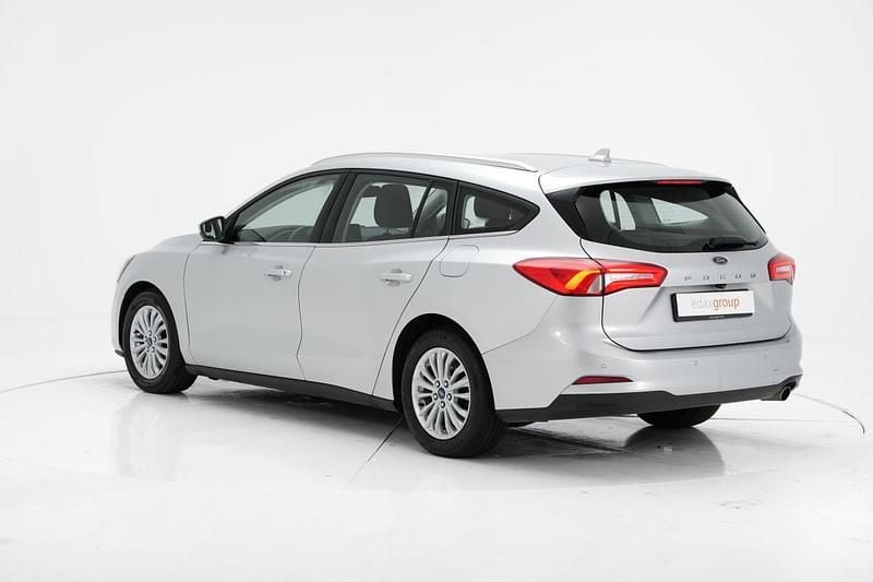 Usado Ford Focus 120 HP (88 kW) 2020 Cinzento Carrinha