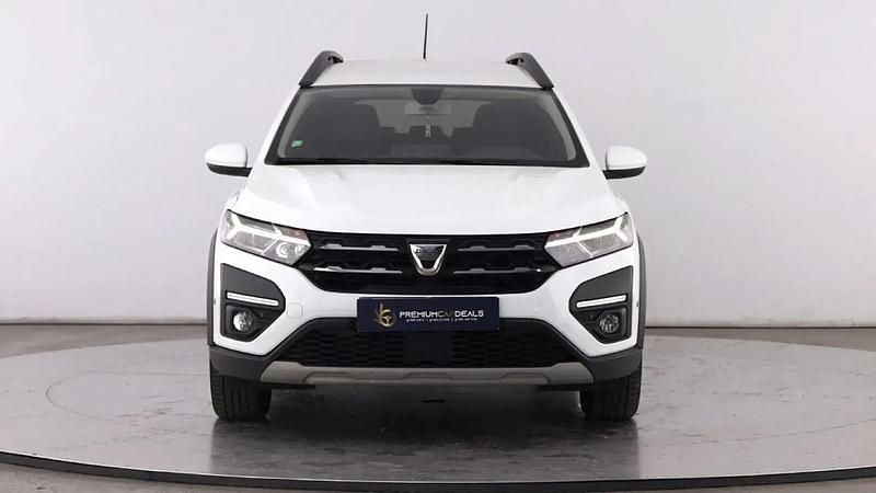 Usado Dacia Jogger 101 HP (74 kW) 2022 Branco Monovolume