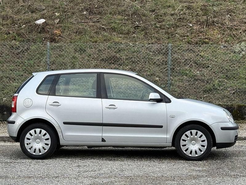 Usado VW Polo 75 HP (55 kW) 2003 Sedan