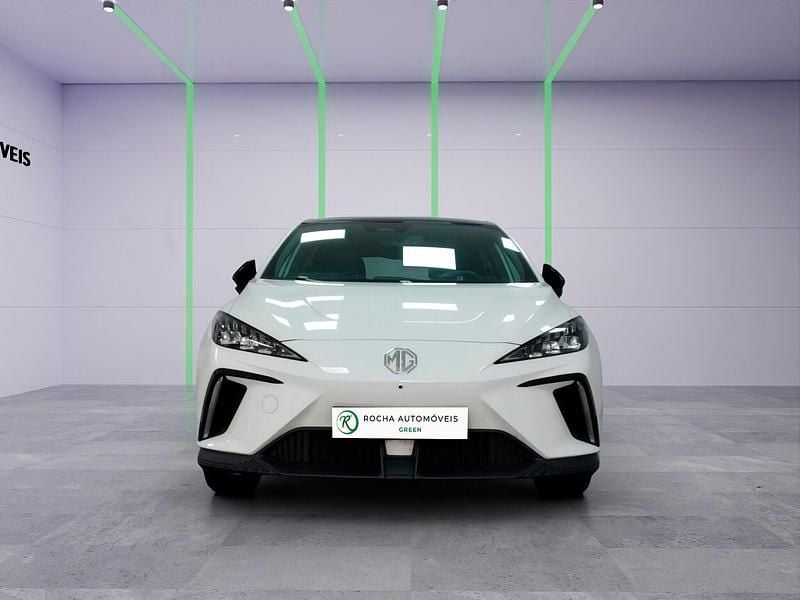 Branco Usado 2023 MG MG4 EV Luxury Citadino | € 24.899 (Preço justo) - Imagem 1/4
