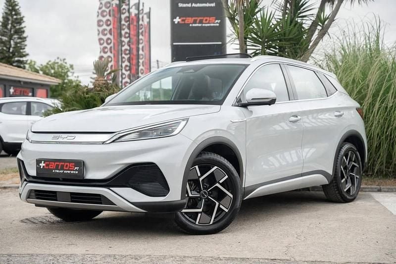 Branco Usado 2023 BYD Atto 3 SUV | € 28.500 (Preço justo) - Imagem 1/4