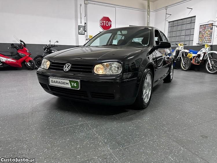Preto Usado 2001 VW Golf IV Citadino | € 5.000 (Caro) - Imagem 1/1