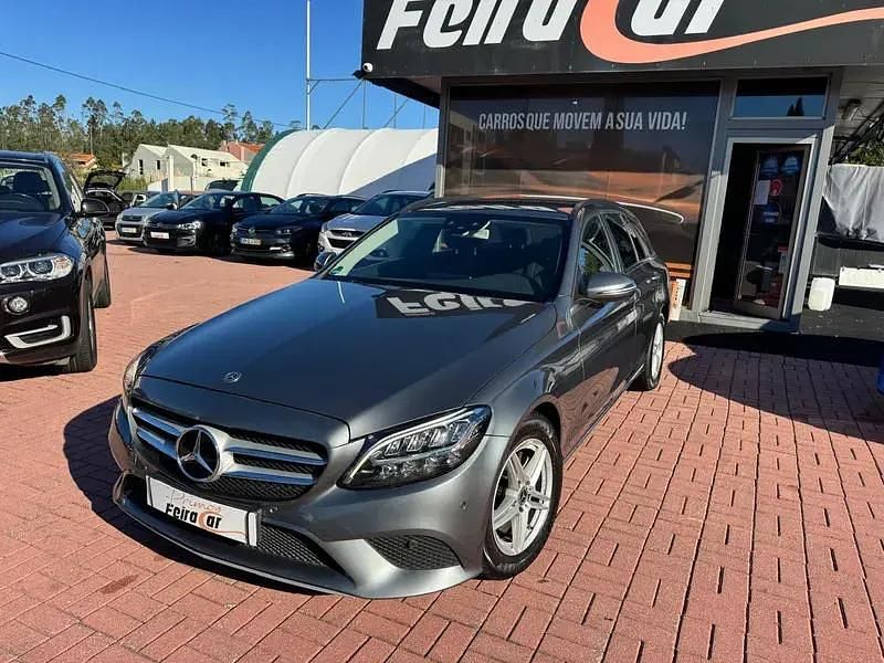 Cinza Usado 2020 Mercedes C200 Business | € 23.750 (Preço justo) - Imagem 1/4