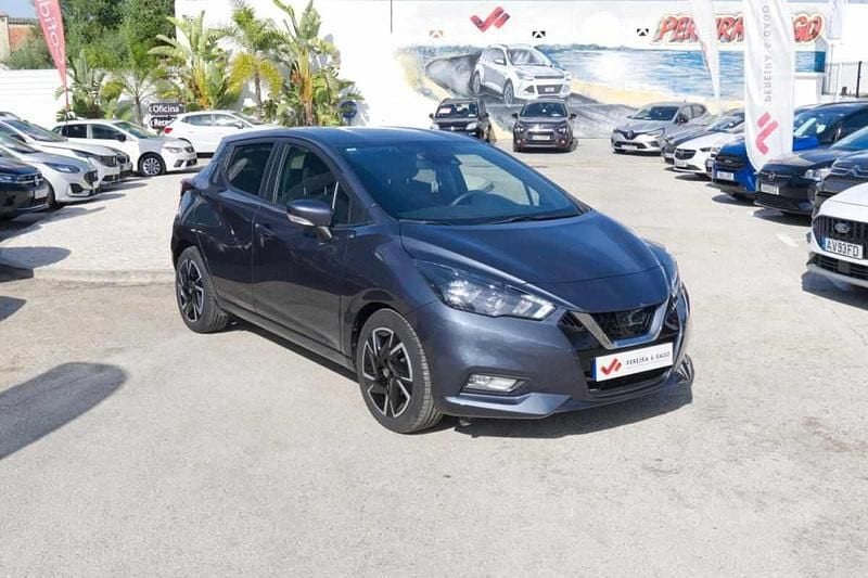 Usado Nissan Micra 92 HP (67 kW) 2022 Cinzento Citadino