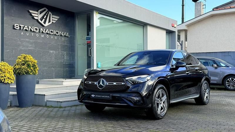 Usado Mercedes GLC300 333 HP (244 kW) 2023 Preto Coupé