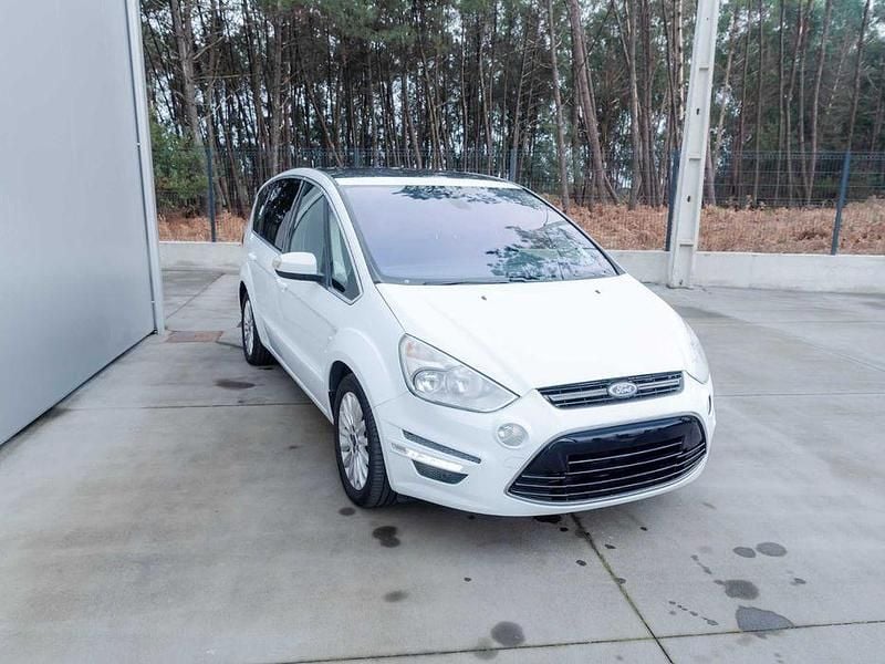 Usado Ford S-MAX S 160 HP (117 kW) 2014 Monovolume