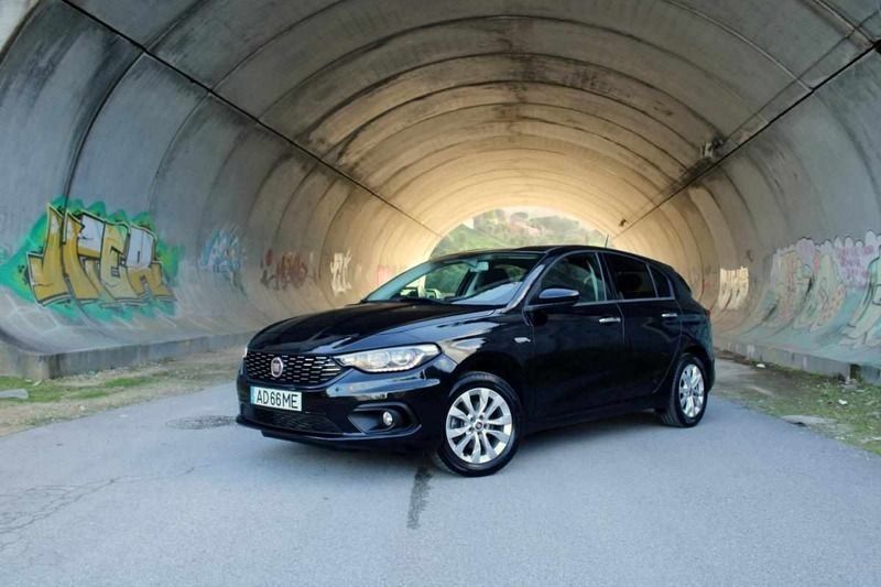 Preto Usado 2020 Fiat Tipo Citadino | € 15.590 (Preço justo) - Imagem 1/4
