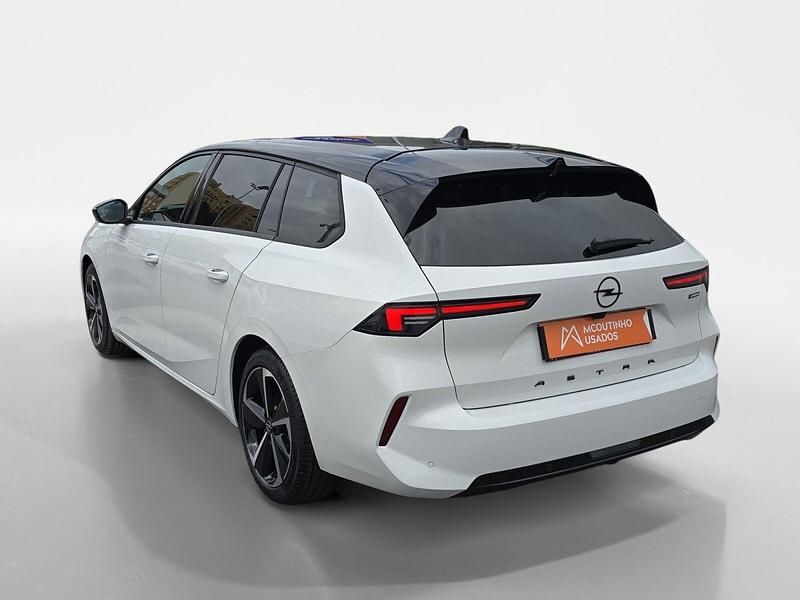 Usado Opel Astra 145 HP (106 kW) 2025 Branco Carrinha