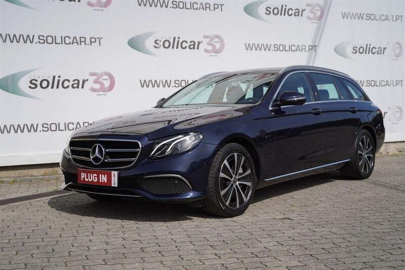 Azul Usado 2019 Mercedes E300 Avantgarde Carrinha | € 34.500 (Preço justo) - Imagem 1/4