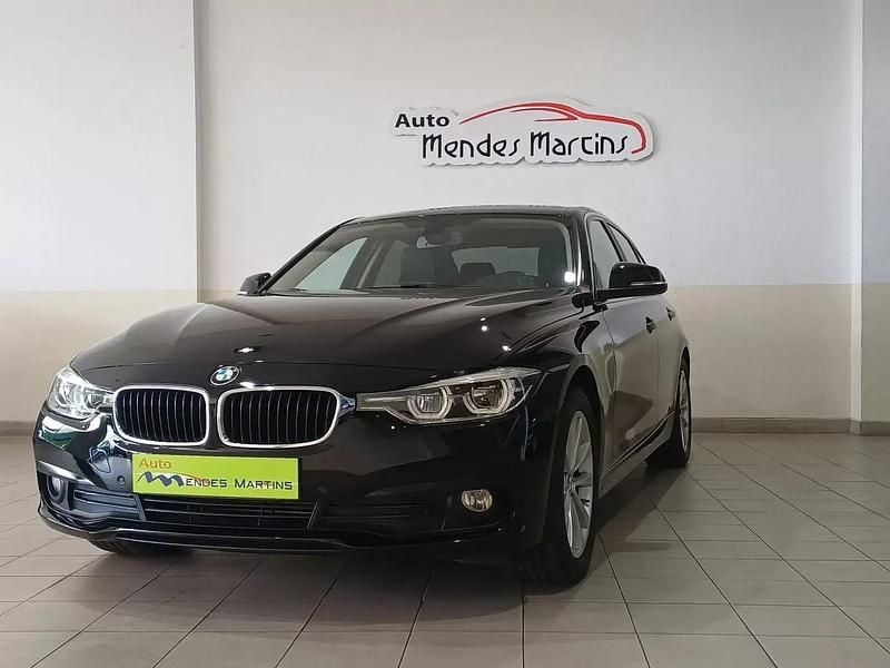 Usado BMW 318 Advantage 150 HP (110 kW) 2017 Preto