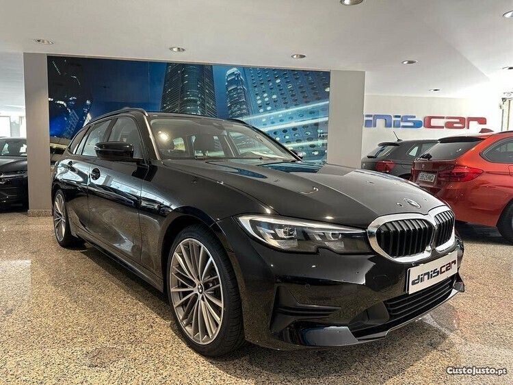 Preto Usado 2019 BMW 318 Advantage Carrinha | € 31.900 (Caro) - Imagem 1/1