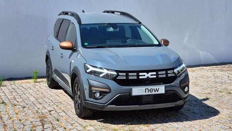 Cinza Usado 2024 Dacia Jogger Extreme Carrinha | € 20.390 (Bom preço) - Imagem 1/4