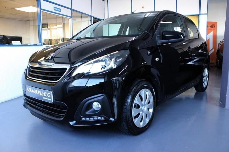 Usado Peugeot 108 Active 69 HP (50 kW) 2016 Preto Citadino