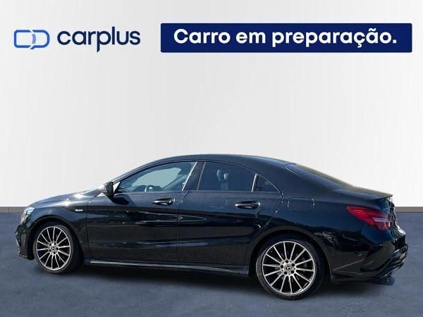 Usado Mercedes CLA180 90 HP (66 kW) 2017 Preto Sedan